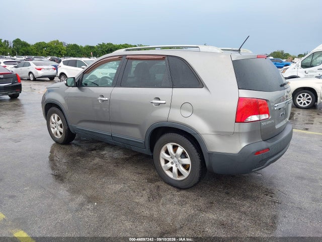 Продажа на аукционе авто 2013 Kia Sorento Lx V6, vin: 5XYKT4A2XDG421859, номер лота: 46097242