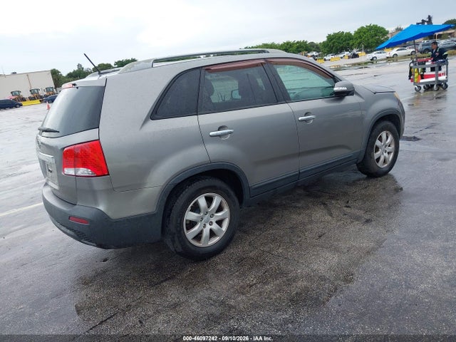 Продажа на аукционе авто 2013 Kia Sorento Lx V6, vin: 5XYKT4A2XDG421859, номер лота: 46097242