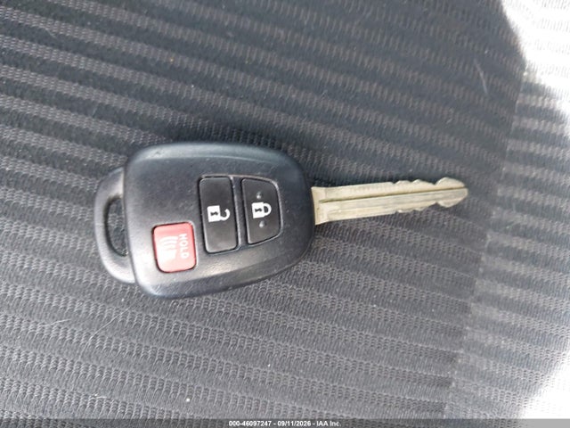 2013 Toyota Rav4 Xle მანქანა იყიდება აუქციონზე, vin: 2T3WFREV7DW015405, აუქციონის ნომერი: 46097247