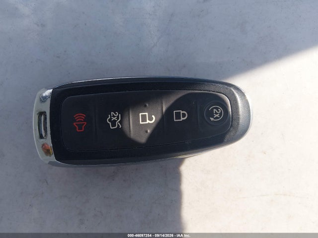46097254 :رقم المزاد ، 2LMHJ5AT0JBL00112 vin ، 2018 Lincoln Mkt Reserve مزاد بيع