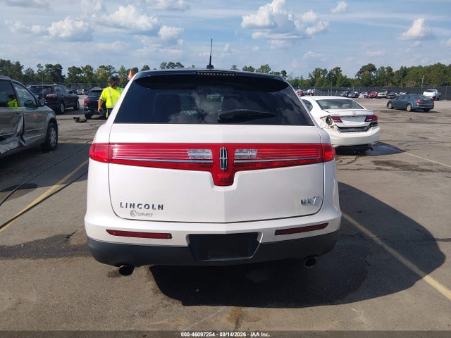 46097254 :رقم المزاد ، 2LMHJ5AT0JBL00112 vin ، 2018 Lincoln Mkt Reserve مزاد بيع
