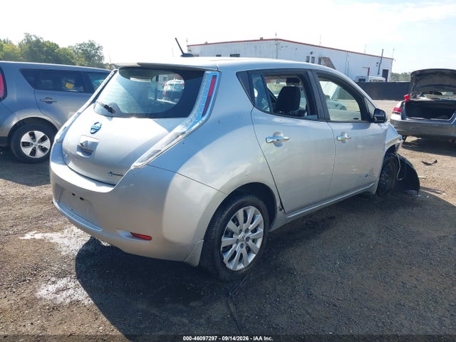 46097297 :رقم المزاد ، 1N4AZ0CP2DC401059 vin ، 2013 Nissan Leaf S مزاد بيع