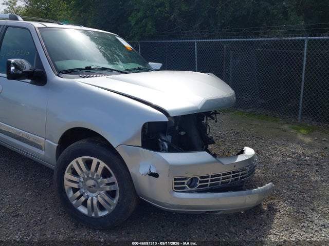 2014 Lincoln Navigator მანქანა იყიდება აუქციონზე, vin: 5LMJJ2H5XEEL08874, აუქციონის ნომერი: 46097310