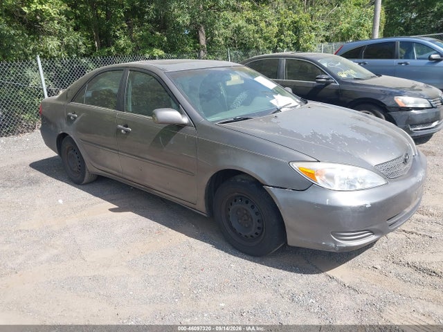 46097320 :رقم المزاد ، 4T1BE32K32U528388 vin ، 2002 Toyota Camry Le مزاد بيع