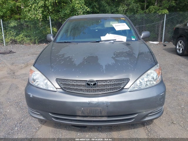 46097320 :رقم المزاد ، 4T1BE32K32U528388 vin ، 2002 Toyota Camry Le مزاد بيع
