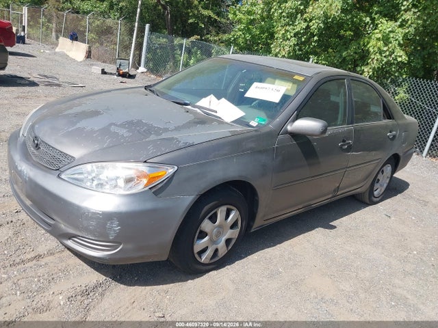 46097320 :رقم المزاد ، 4T1BE32K32U528388 vin ، 2002 Toyota Camry Le مزاد بيع