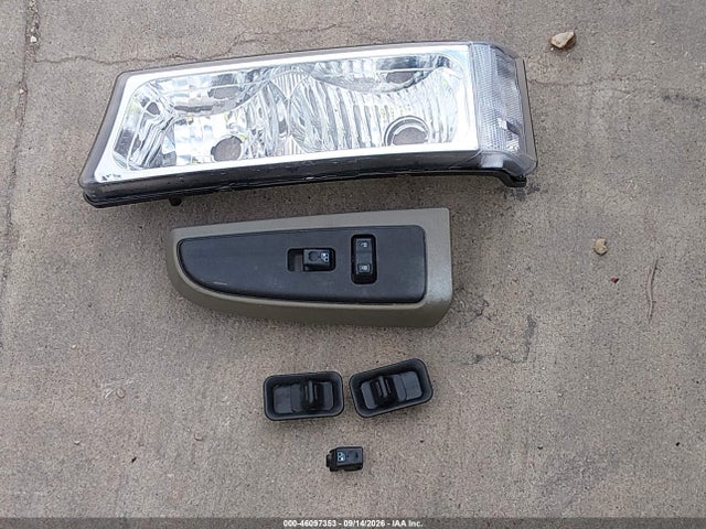 Aukcja sprzedaży 2000 Chevrolet Silverado 1500 Ls, vin: 1GCEC14T9YZ136576, numer aukcji: 46097353