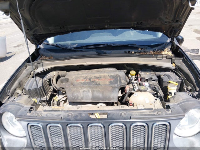 46097355 :رقم المزاد ، ZACCJABT0GPE35483 vin ، 2016 Jeep Renegade Latitude مزاد بيع