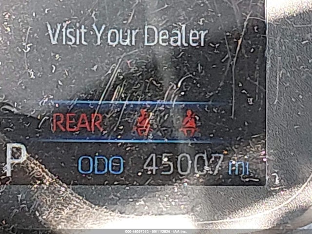 46097363 :رقم المزاد ، 7MUCAAAG9NV004411 vin ، 2022 Toyota Corolla Cross Le مزاد بيع
