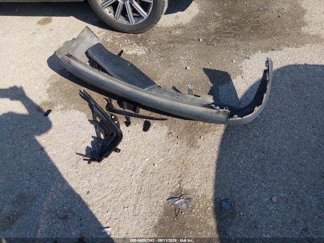 46097363 :رقم المزاد ، 7MUCAAAG9NV004411 vin ، 2022 Toyota Corolla Cross Le مزاد بيع
