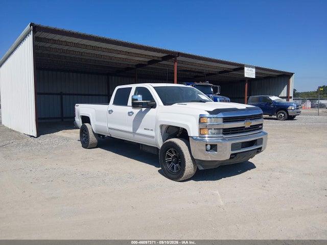 2015 Chevrolet Silverado 2500hd Ltz მანქანა იყიდება აუქციონზე, vin: 1GC1KWE89FF581049, აუქციონის ნომერი: 46097371