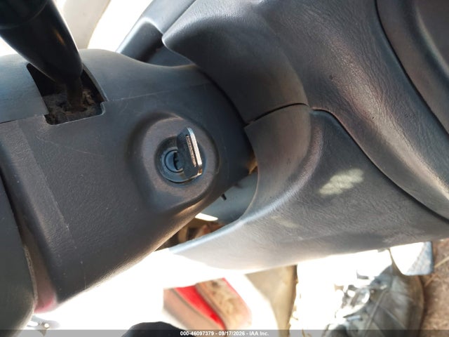 46097379 :رقم المزاد ، 2CNBJ13C8X6909554 vin ، 1999 Chevrolet Tracker مزاد بيع