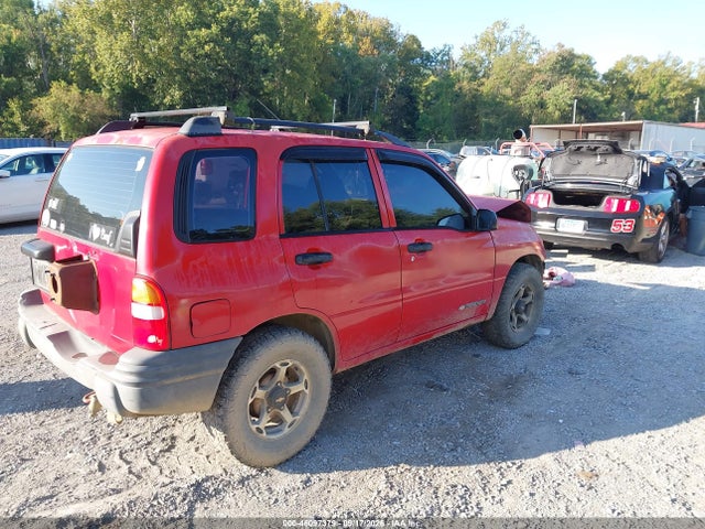 46097379 :رقم المزاد ، 2CNBJ13C8X6909554 vin ، 1999 Chevrolet Tracker مزاد بيع