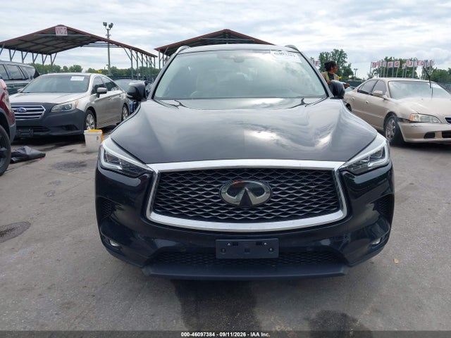 2020 Infiniti Qx50 Sensory Awd მანქანა იყიდება აუქციონზე, vin: 3PCAJ5M33LF101946, აუქციონის ნომერი: 46097384