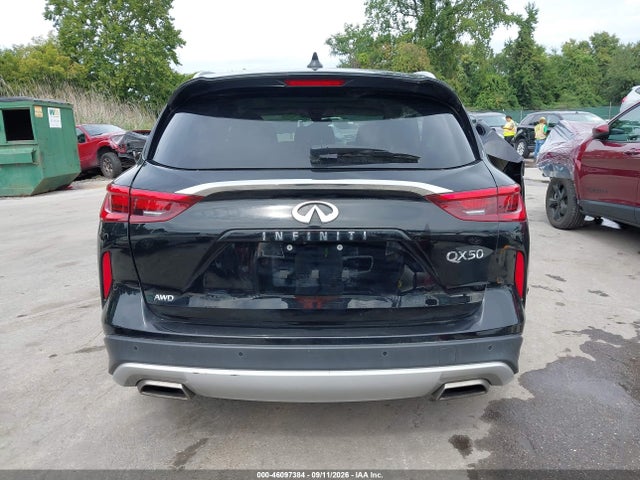 2020 Infiniti Qx50 Sensory Awd მანქანა იყიდება აუქციონზე, vin: 3PCAJ5M33LF101946, აუქციონის ნომერი: 46097384