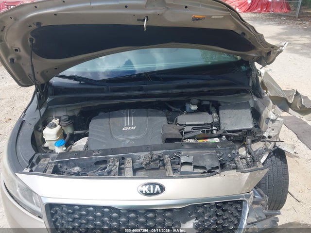 KIA SEDONA LX 2016 KNDMB5C14G6124955 Image 10