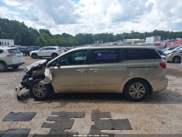 KIA SEDONA LX 2016 KNDMB5C14G6124955 Image 14