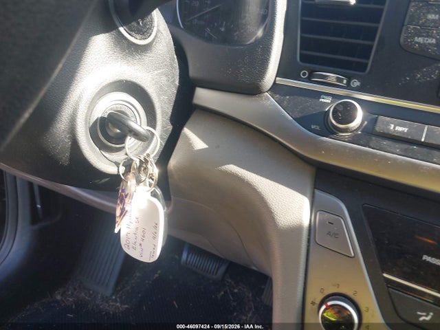 Hyundai ELANTRA SE 2017 KMHD74LF9HU154601 Image 11