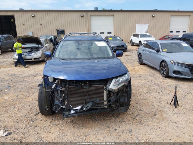 2020 Nissan Rogue Sv Fwd მანქანა იყიდება აუქციონზე, vin: JN8AT2MT6LW013367, აუქციონის ნომერი: 46097465