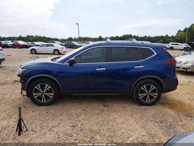 2020 Nissan Rogue Sv Fwd მანქანა იყიდება აუქციონზე, vin: JN8AT2MT6LW013367, აუქციონის ნომერი: 46097465