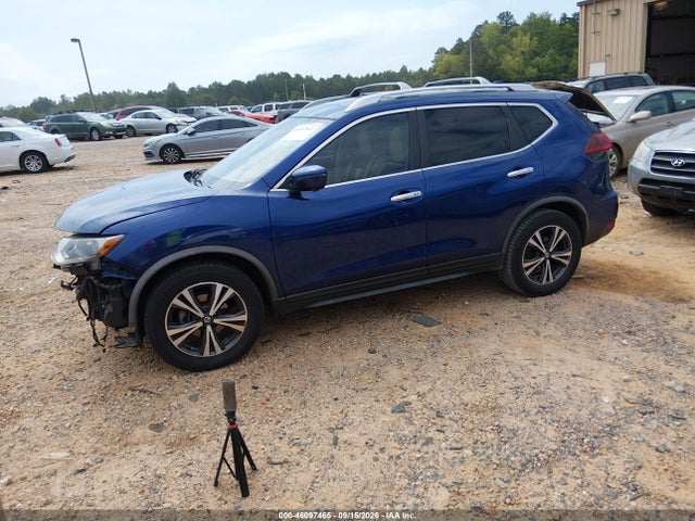 2020 Nissan Rogue Sv Fwd მანქანა იყიდება აუქციონზე, vin: JN8AT2MT6LW013367, აუქციონის ნომერი: 46097465