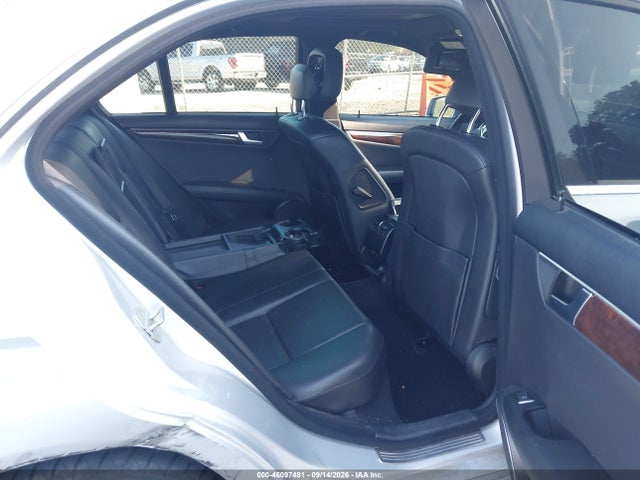2012 Mercedes-benz C 300 Sport 4matic მანქანა იყიდება აუქციონზე, vin: WDDGF8BB4CR202226, აუქციონის ნომერი: 46097481