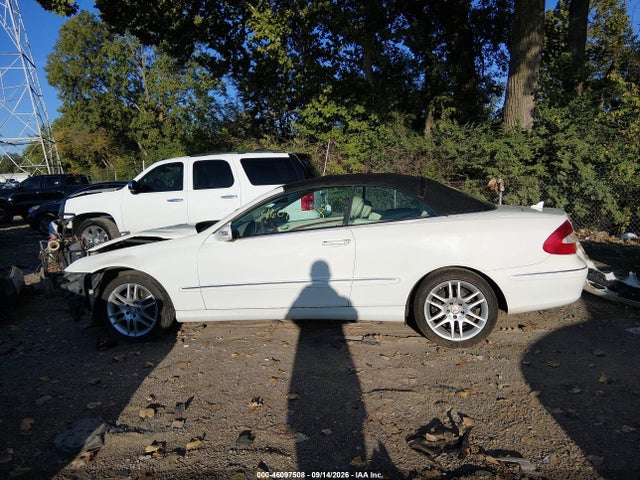 2009 Mercedes-benz Clk 350 მანქანა იყიდება აუქციონზე, vin: WDBTK56F89T102253, აუქციონის ნომერი: 46097508