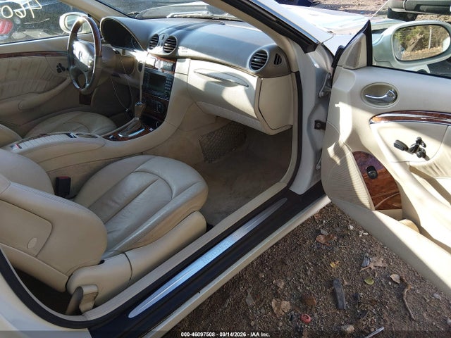 2009 Mercedes-benz Clk 350 მანქანა იყიდება აუქციონზე, vin: WDBTK56F89T102253, აუქციონის ნომერი: 46097508