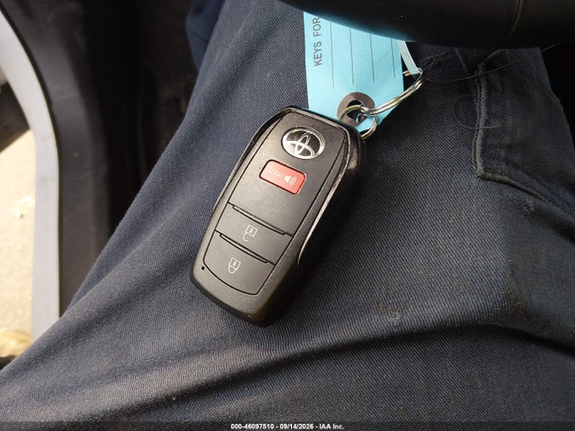 46097510 :رقم المزاد ، JTDACACU6S3052279 vin ، 2025 Toyota Prius Plug-in Hybrid Xse مزاد بيع
