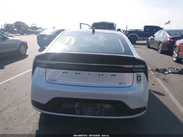 46097510 :رقم المزاد ، JTDACACU6S3052279 vin ، 2025 Toyota Prius Plug-in Hybrid Xse مزاد بيع
