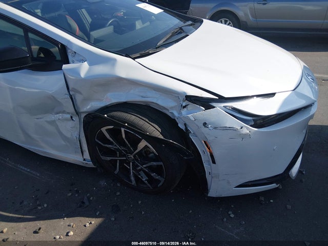 46097510 :رقم المزاد ، JTDACACU6S3052279 vin ، 2025 Toyota Prius Plug-in Hybrid Xse مزاد بيع