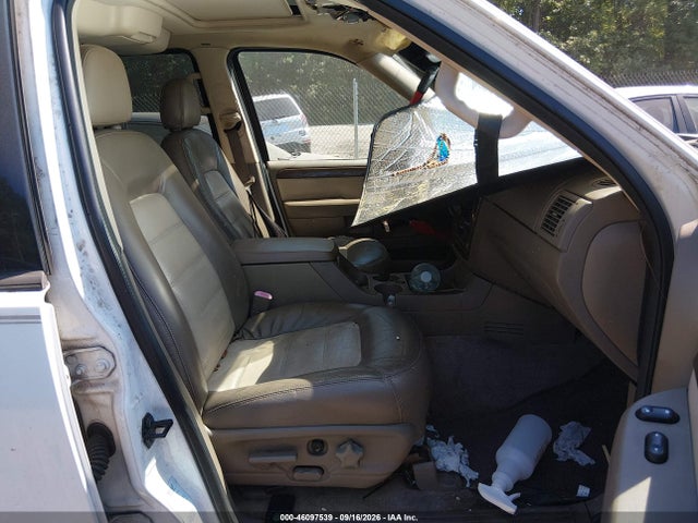 46097539 :رقم المزاد ، 1FMDU74W65UA58395 vin ، 2005 Ford Explorer Eddie Bauer مزاد بيع