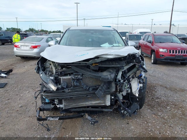 2022 Nissan Rogue Sv Intelligent Awd მანქანა იყიდება აუქციონზე, vin: 5N1BT3BB5NC715468, აუქციონის ნომერი: 46097546