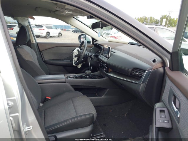 2022 Nissan Rogue Sv Intelligent Awd მანქანა იყიდება აუქციონზე, vin: 5N1BT3BB5NC715468, აუქციონის ნომერი: 46097546