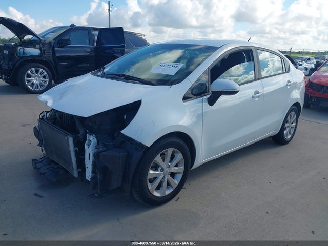 KIA RIO EX 2015 KNADN4A35F6440379 Image 2