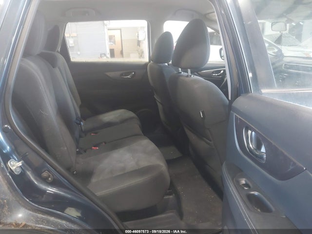 2016 Nissan Rogue S მანქანა იყიდება აუქციონზე, vin: KNMAT2MV5GP645368, აუქციონის ნომერი: 46097573