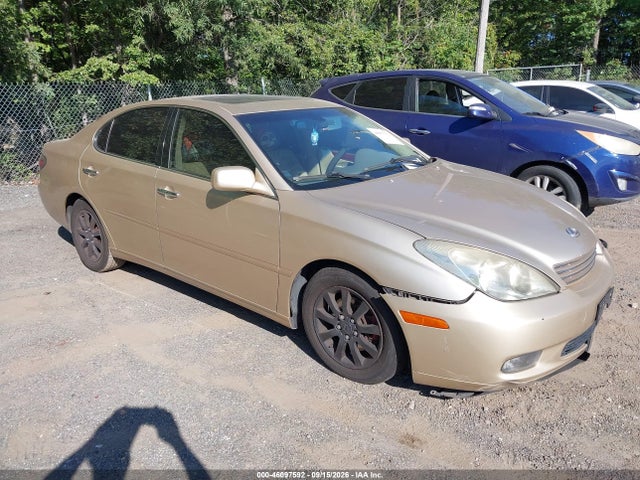 46097592 :رقم المزاد ، JTHBF30G820076086 vin ، 2002 Lexus Es 300 مزاد بيع