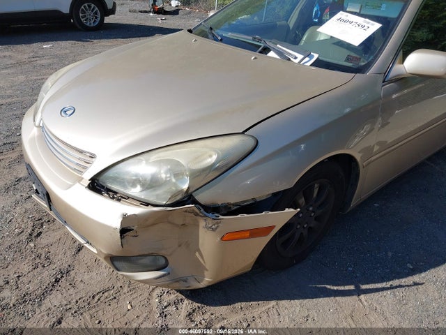 46097592 :رقم المزاد ، JTHBF30G820076086 vin ، 2002 Lexus Es 300 مزاد بيع