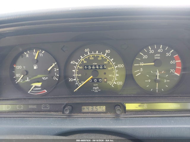 46097638 :رقم المزاد ، WDBDA24A3EA118458 vin ، 1984 Mercedes-benz 190 E 2.3 مزاد بيع