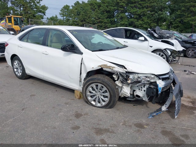 Продажа на аукционе авто 2015 Toyota Camry Le, vin: 4T4BF1FK3FR512005, номер лота: 46097671