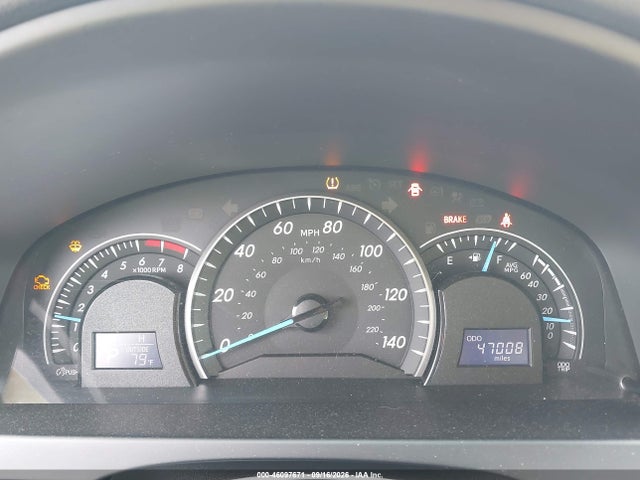 46097671 :رقم المزاد ، 4T4BF1FK3FR512005 vin ، 2015 Toyota Camry Le مزاد بيع