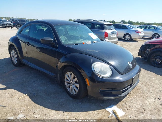 46097696 :رقم المزاد ، 3VWF17AT8GM612444 vin ، 2016 Volkswagen Beetle 1.8t Wolfsburg Edition مزاد بيع