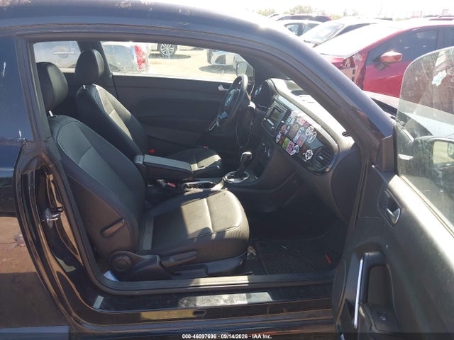 Продажа на аукционе авто 2016 Volkswagen Beetle 1.8t Wolfsburg Edition, vin: 3VWF17AT8GM612444, номер лота: 46097696