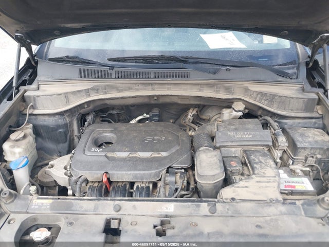 5XYZTDLB0HG381003 Hyundai Santa Fe Sport 2.4l