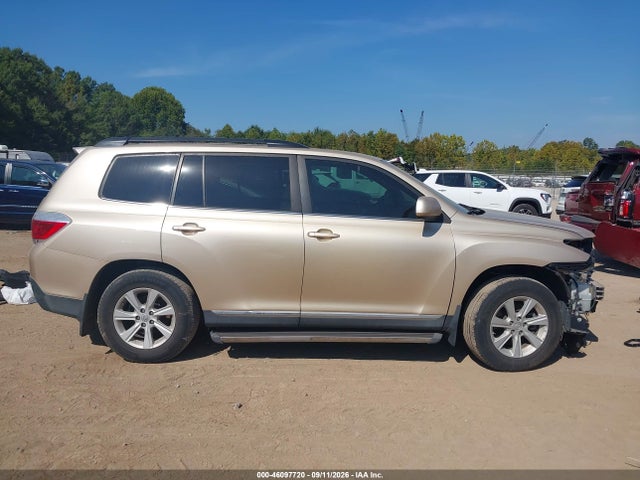 46097720 :رقم المزاد ، 5TDZK3EH0CS088437 vin ، 2012 Toyota Highlander Se V6 مزاد بيع