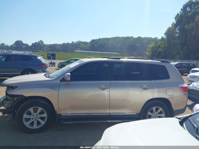 46097720 :رقم المزاد ، 5TDZK3EH0CS088437 vin ، 2012 Toyota Highlander Se V6 مزاد بيع
