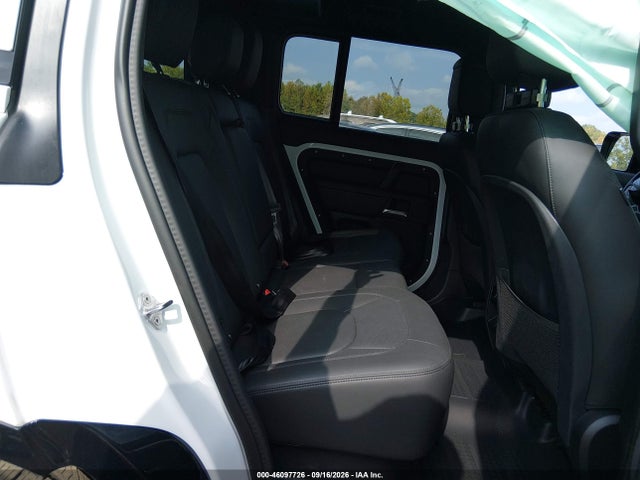 2025 Land Rover Defender 110 P500 X-dynamic Se მანქანა იყიდება აუქციონზე, vin: SALE2EFE3S2448216, აუქციონის ნომერი: 46097726