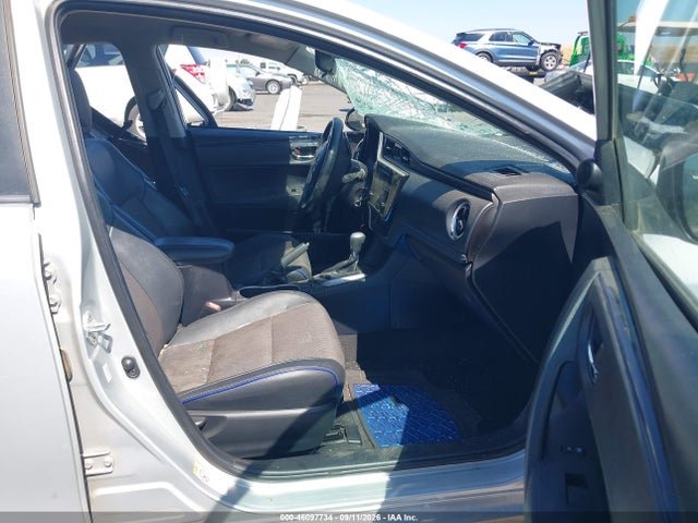 Toyota COROLLA SE 2018 2T1BURHE4JC032703 Image 5