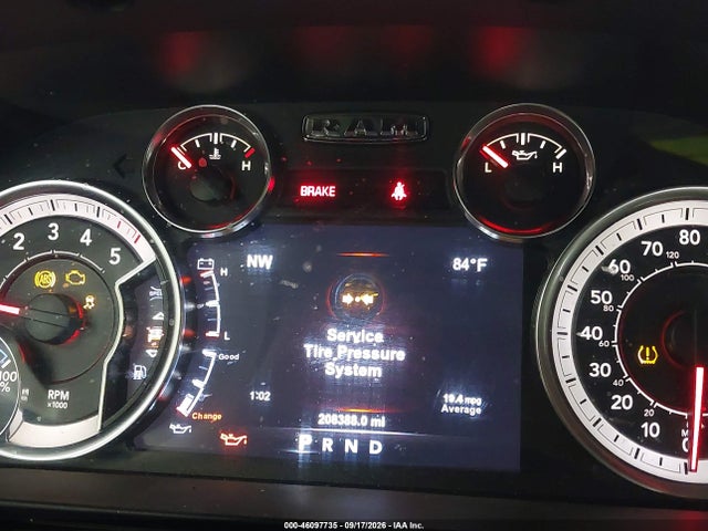 Aukcja sprzedaży 2017 Ram 1500 Laramie  4x4 5'7 Box, vin: 1C6RR7NM0HS876415, numer aukcji: 46097735