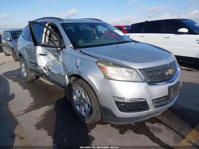 46097746 :رقم المزاد ، 1GNKRFEDXHJ350844 vin ، 2017 Chevrolet Traverse Ls مزاد بيع